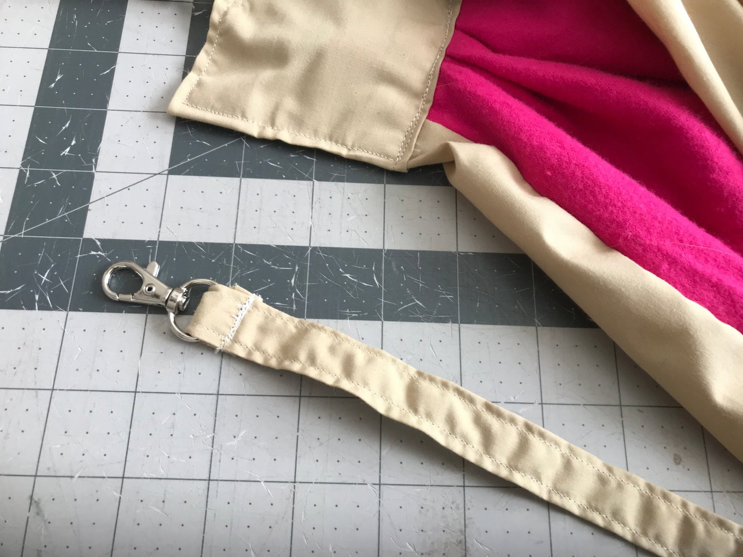 Handmade Tiny Size Pet Sling Carrier , Small Pet Hands Free Holder - Memes Custom Stitches LLC