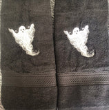 Ghost Halloween Towel Sets , Halloween Bathroom Kitchen Decor, Gift for Halloween Lover - Memes Custom Stitches LLC