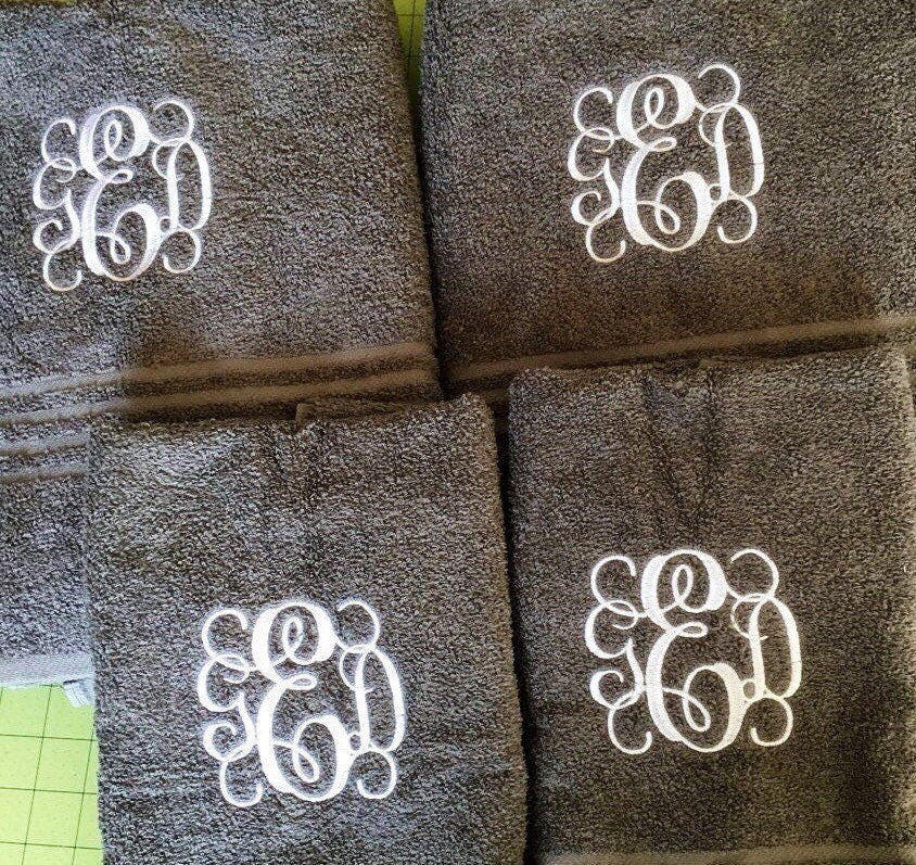 Personalized Monogram Towel Sets Bath Decor, Wedding Gifts - Memes Custom Stitches LLC