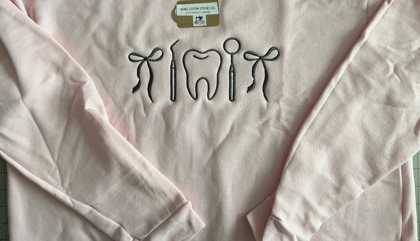 Women’s Dental Assistant Hygienist Unisex Fleece Sweatshirt Gift - Memes Custom Stitches LLC